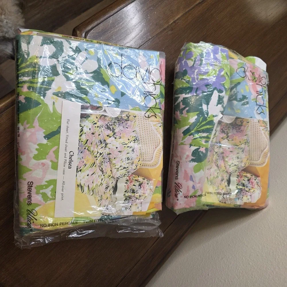 VTG Stevens Utica Chelsea Twin Fitted Sheets NOS Floral Percale Set of 2 MCM